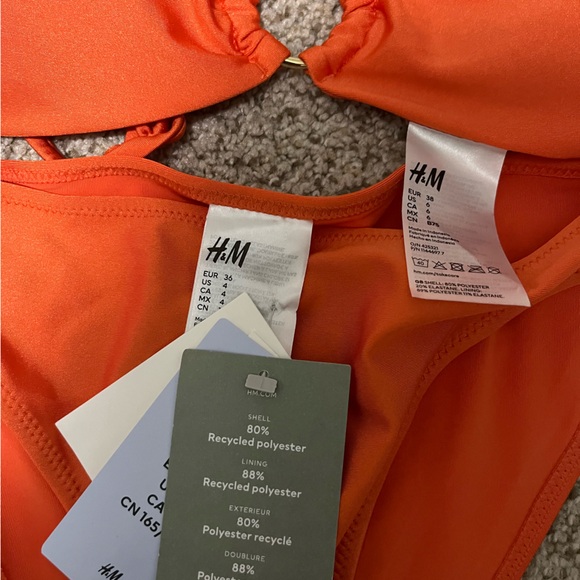 Bikini set *top and bottom are different sizes. - Picture 2 of 2